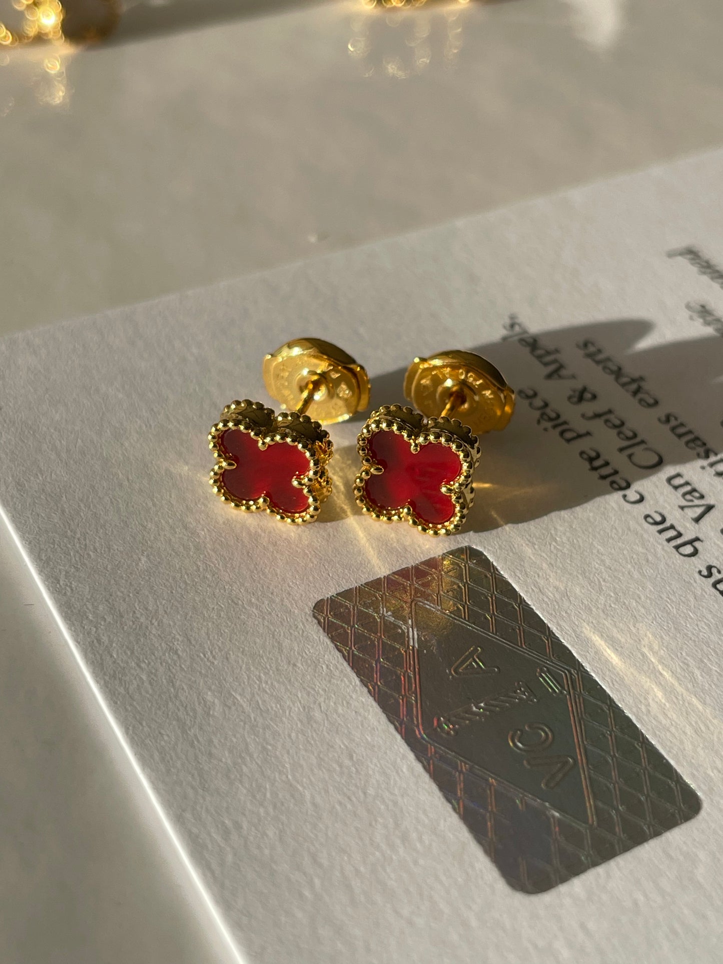 Aretes VCA| Plata 925| Cornalina| Dorado Rojo